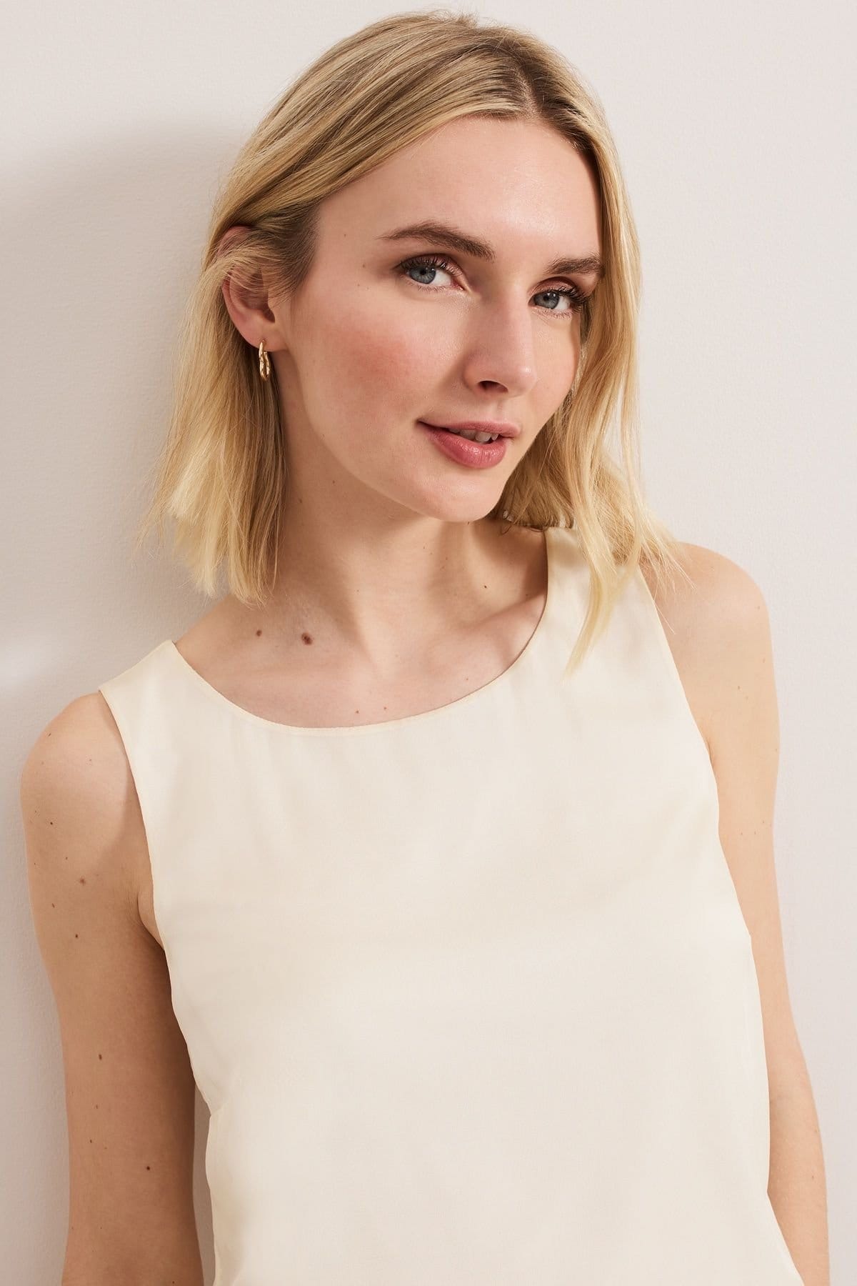 Phase Eight Phase Eight Women's Daya Silk Cami Blouse in Warm White - 4