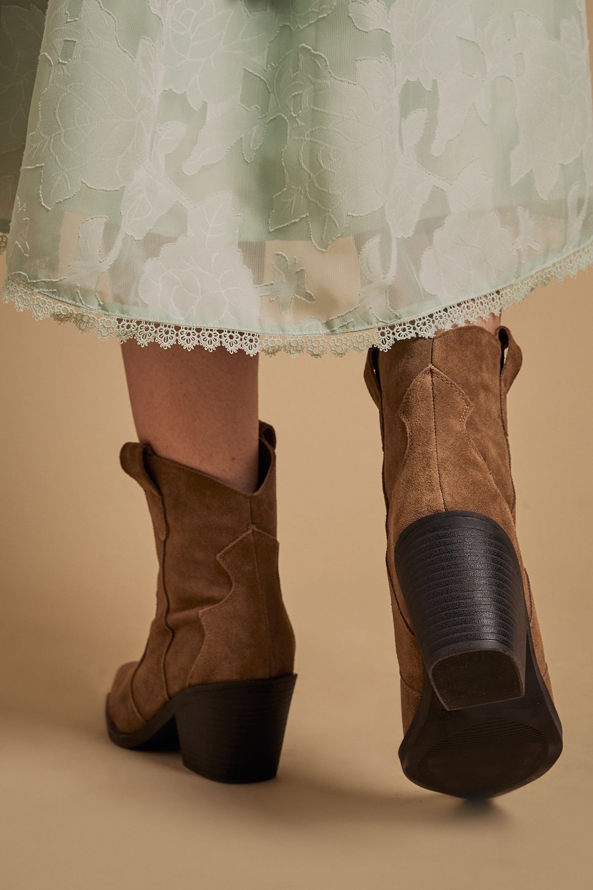 Oasis Oasis Women's Tammy Real Suede Metal Trim Western Ankle Boots in Mocha - 4