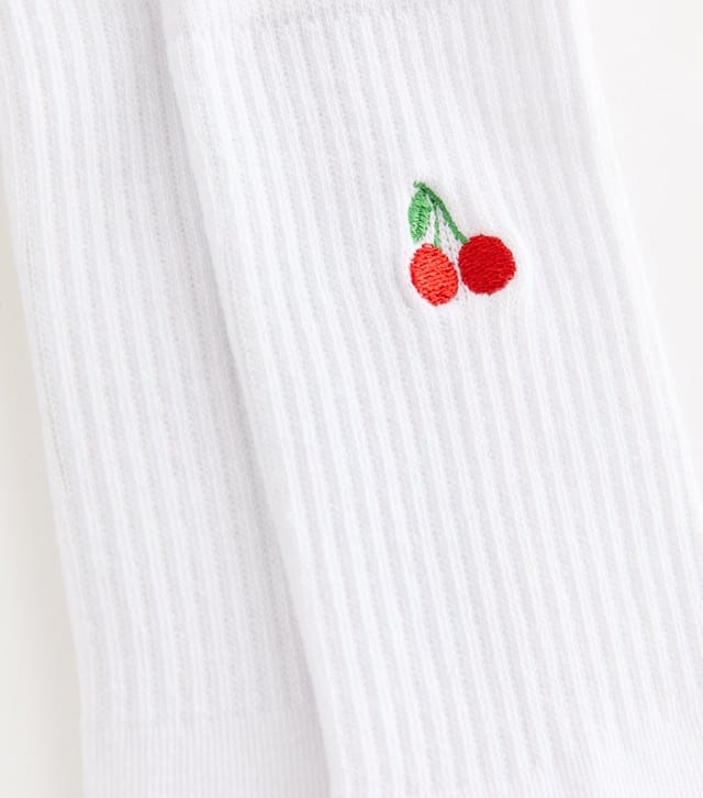 New Look White Embroidered Cherry Ankle Socks New Look - 2