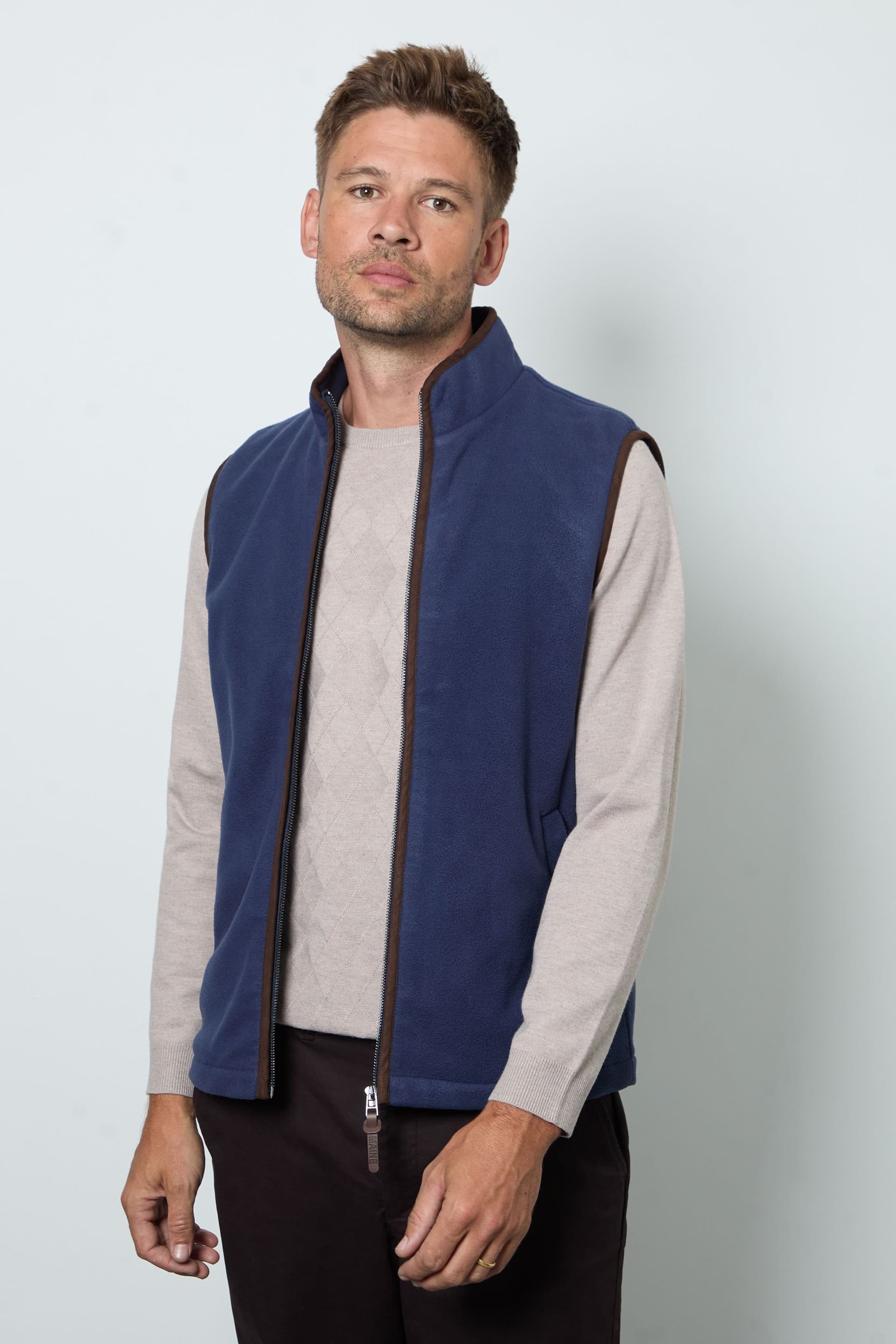 Maine Maine Men's Navy Fleece Gilet in Dark Navy