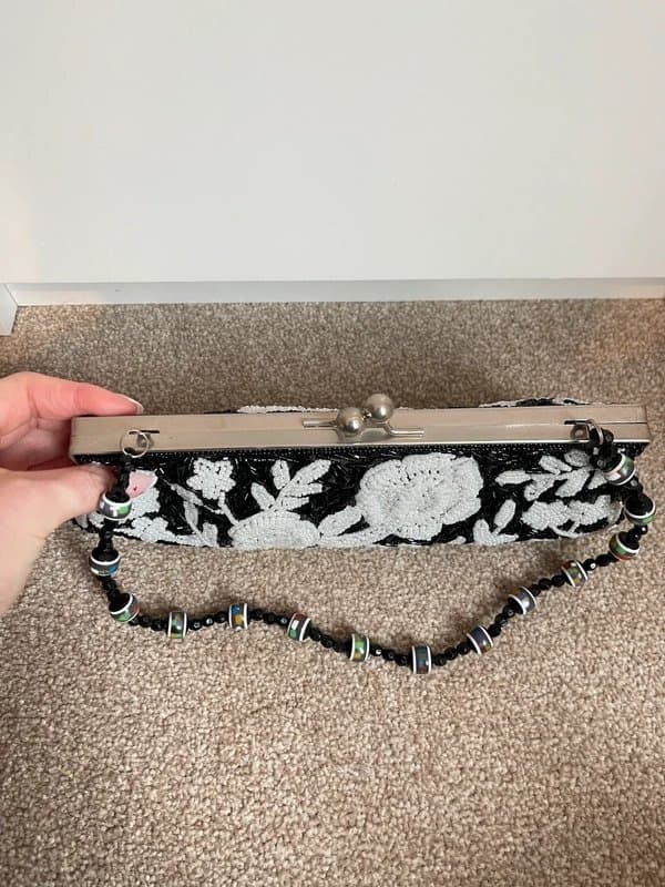 unbranded Black & White Floral Beaded Clutch Bag Women’s Evening Wedding Party Occasion