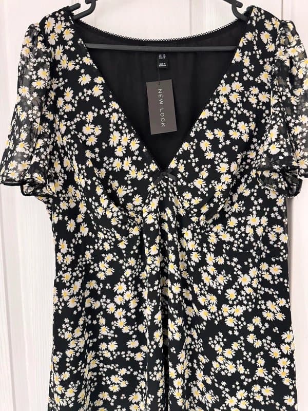 New Look New Look Black Daisy Print Midi Dress UK 22 🌼 Sheer Sleeve