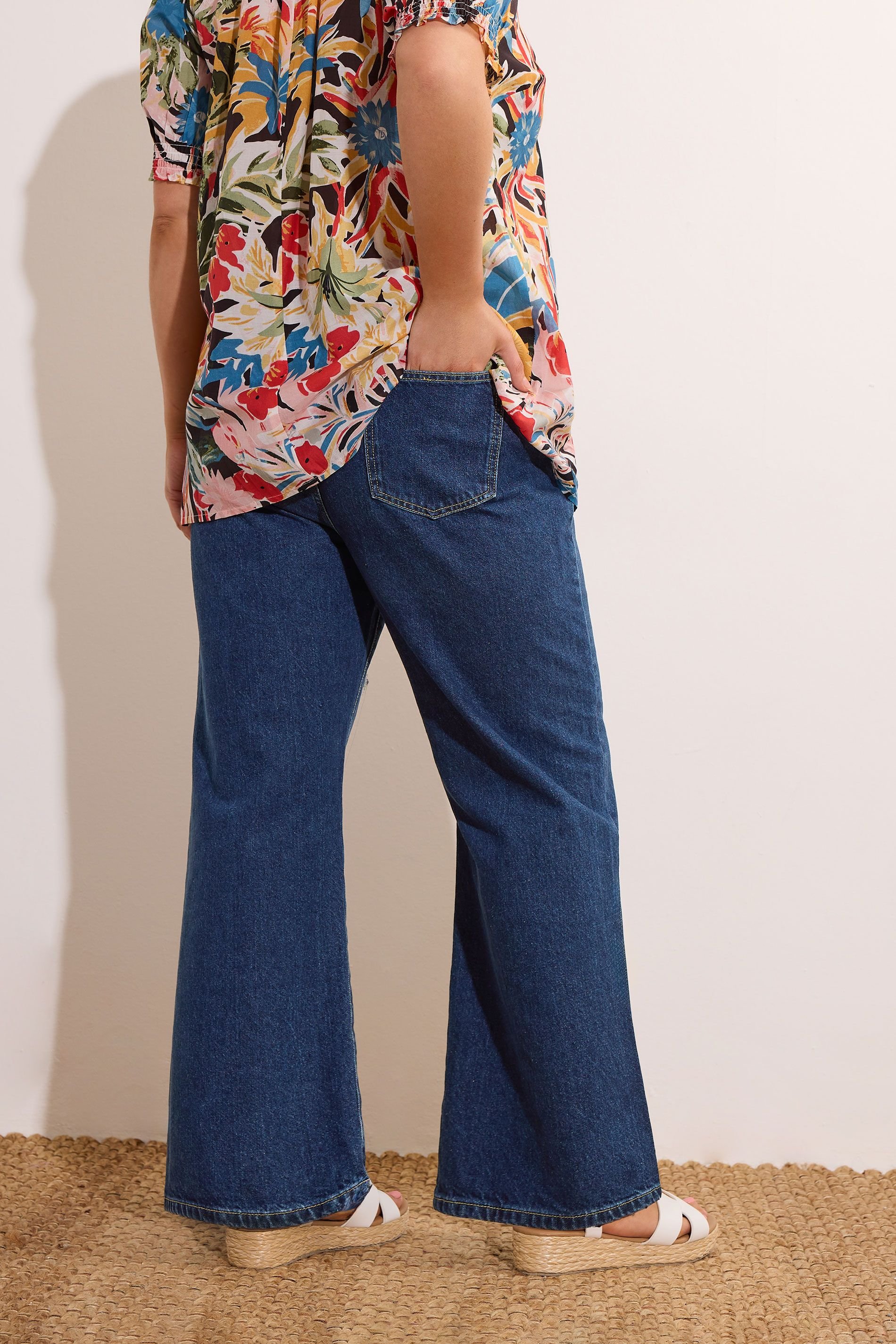 Evans Evans Women's Denim Wide Leg Jeans in Blue - 4