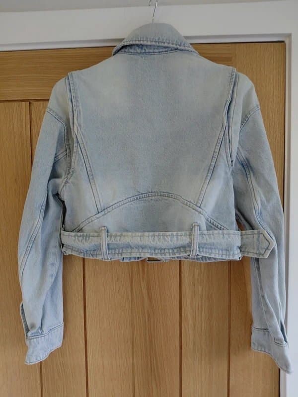 Zara Zara Light Wash Cropped Denim Biker Jacket with Belt Size S