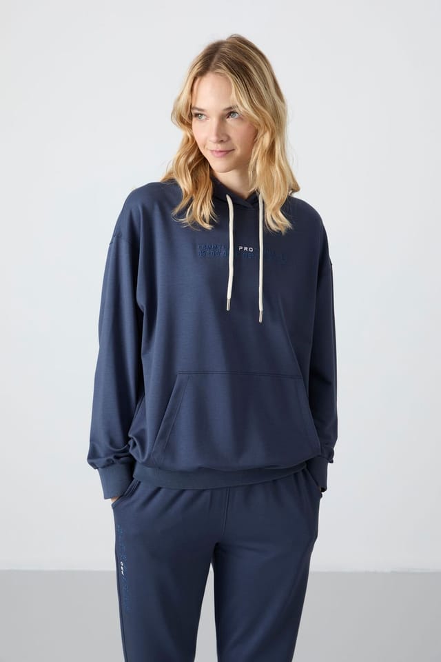 Tommy Life Tommy Life Women's Oversized Hooded Sweatshirt & Pants Set in Navy - 2