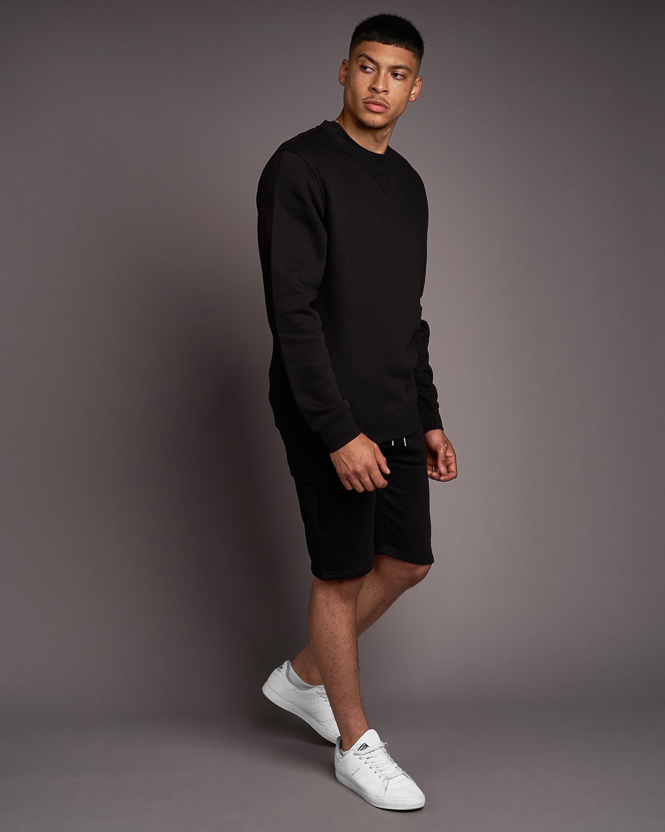 Juice Juice Cranwood Men's Essential Crew Neck Sweatshirt - Premium Cotton-Rich Comfort in Black - 2