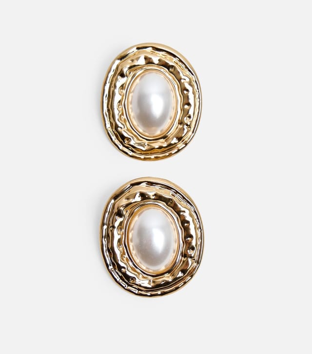 Public Desire Gold Tone Oversized Faux Pearl Stud Earrings Public Desire New Look - 2
