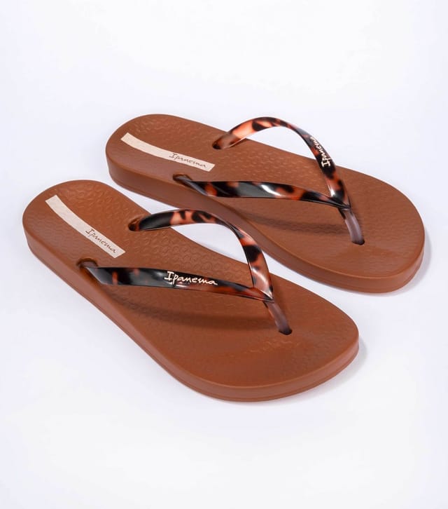 Ipanema Women's Light Brown Anatomica Connect Flip Flops Ipanema New Look - 2