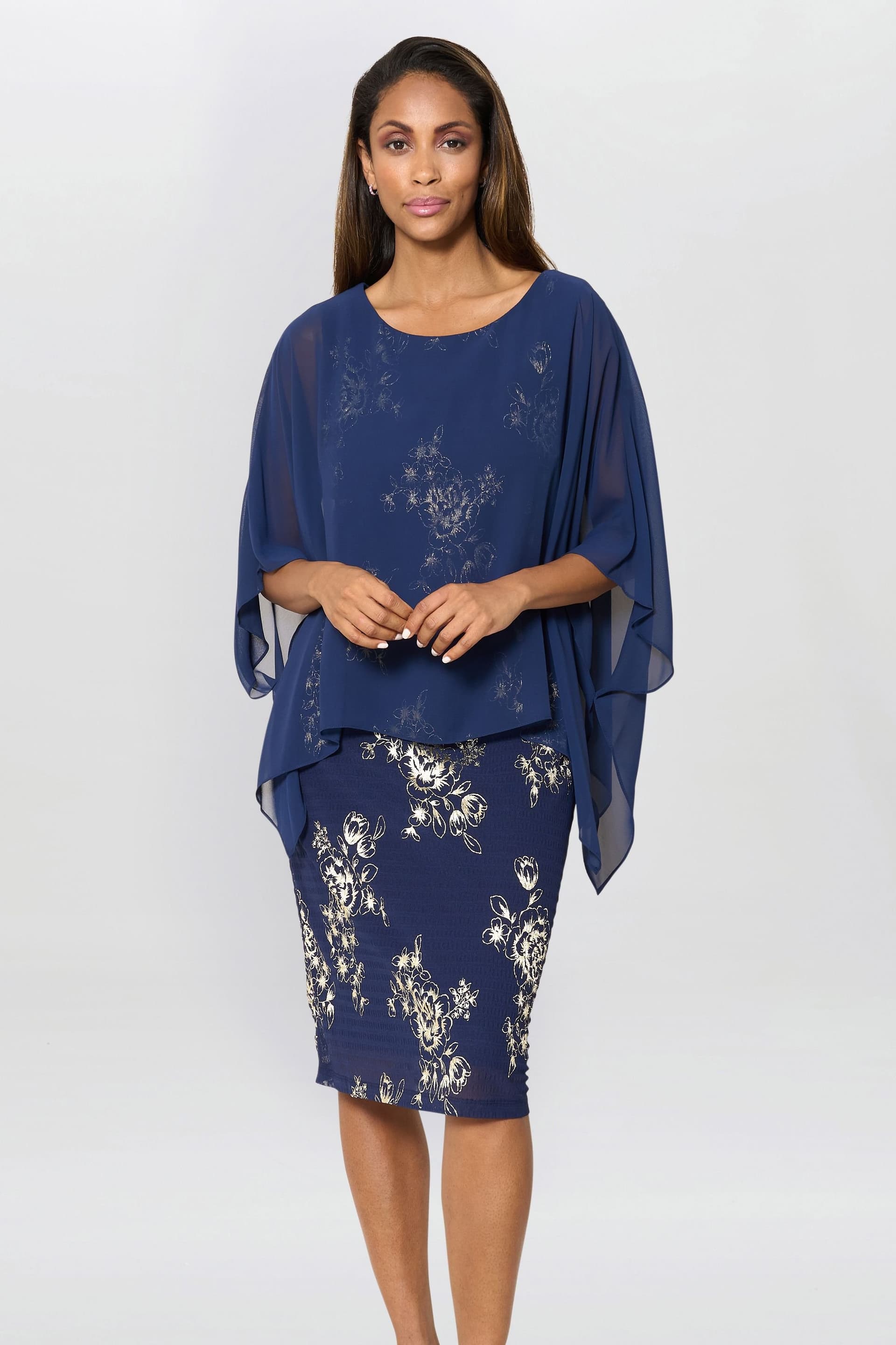Gina Bacconi Gina Bacconi Women's Anne Foil Dress With Chiffon Cape in Navy