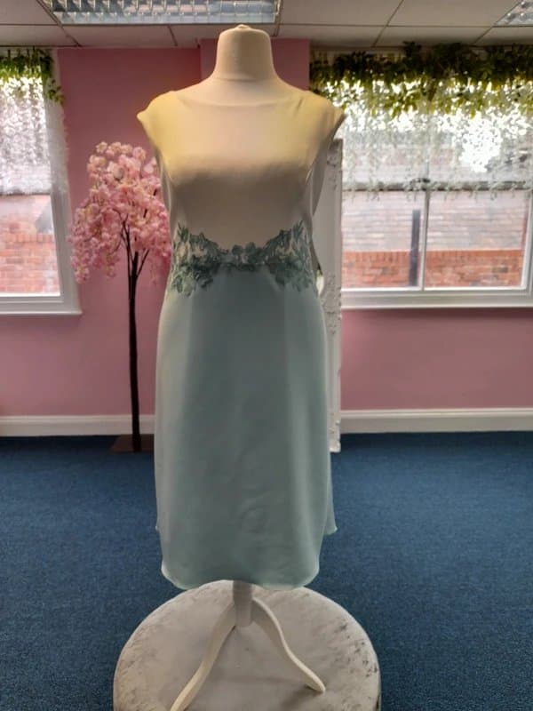 Richard design Mother of the bride/groom outfit