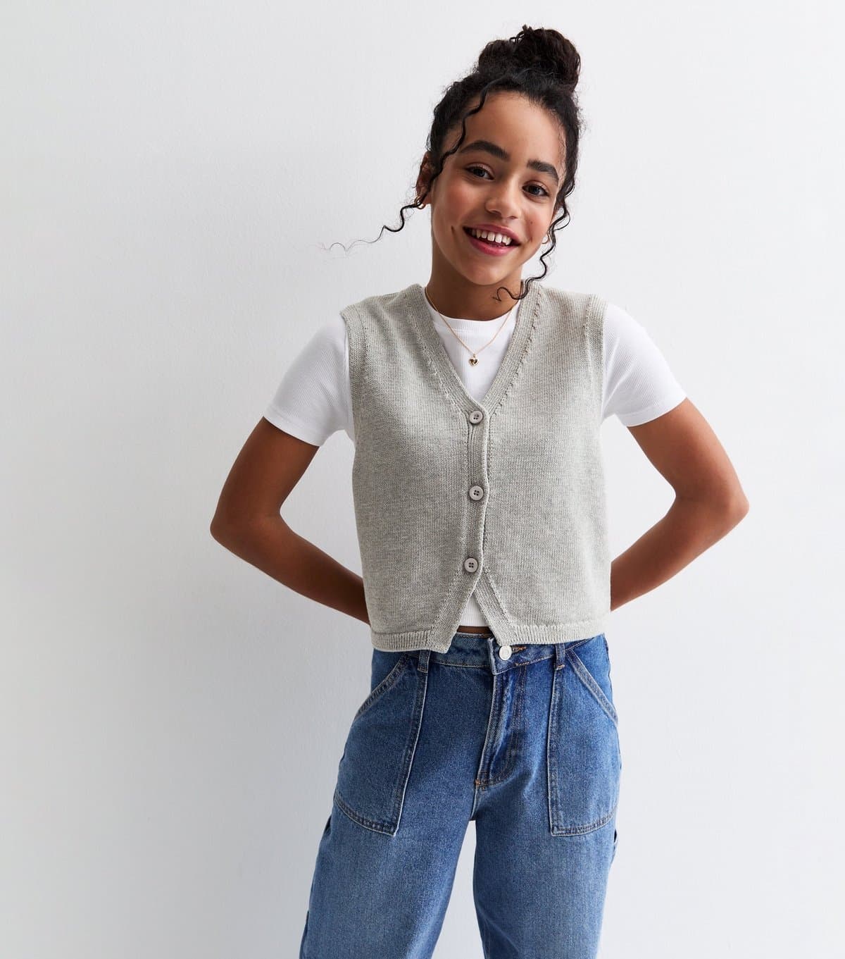 New Look Girls' Grey Knitted Cropped Waistcoat New Look