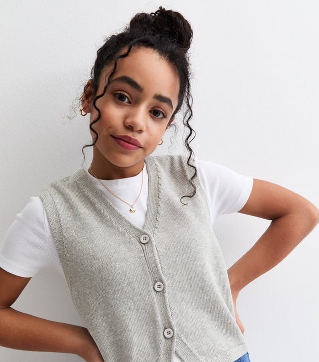 New Look Girls' Grey Knitted Cropped Waistcoat New Look - 2