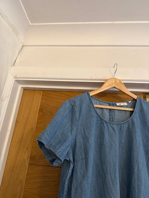 FatFace Fat Face Light Blue Denim Chambray 100% Cotton Short Sleeve Tailored Shift A-Line Dress