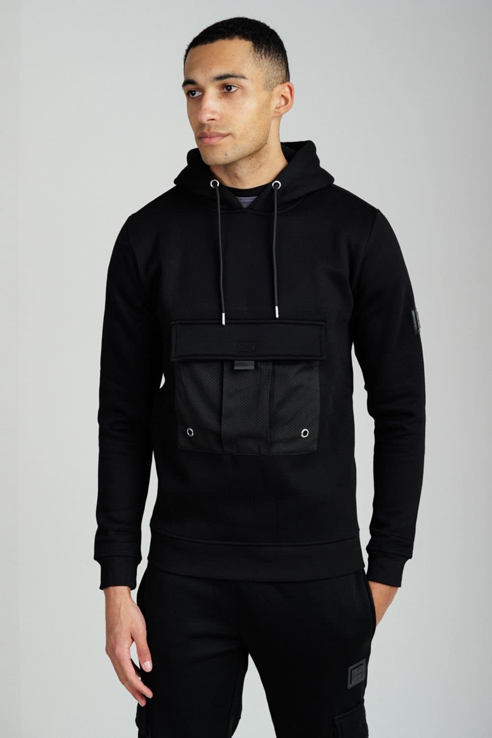 Foray Foray Men's Long Sleeve Utility Pocket Hoody in Black