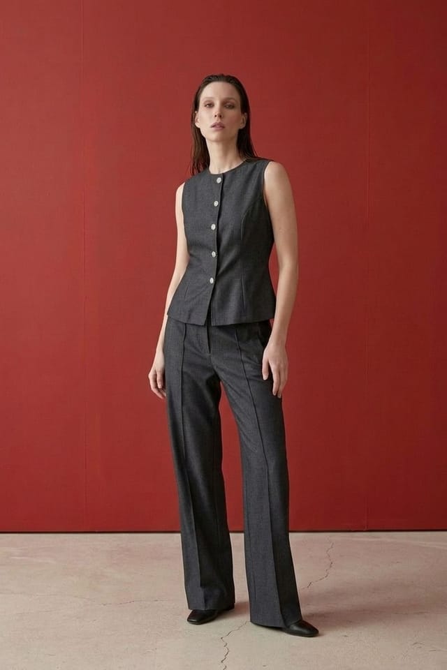 MyFashion MyFashion Women's Cotton Poplin Vest & Wide-Leg Trouser Set in Dark Grey - 3