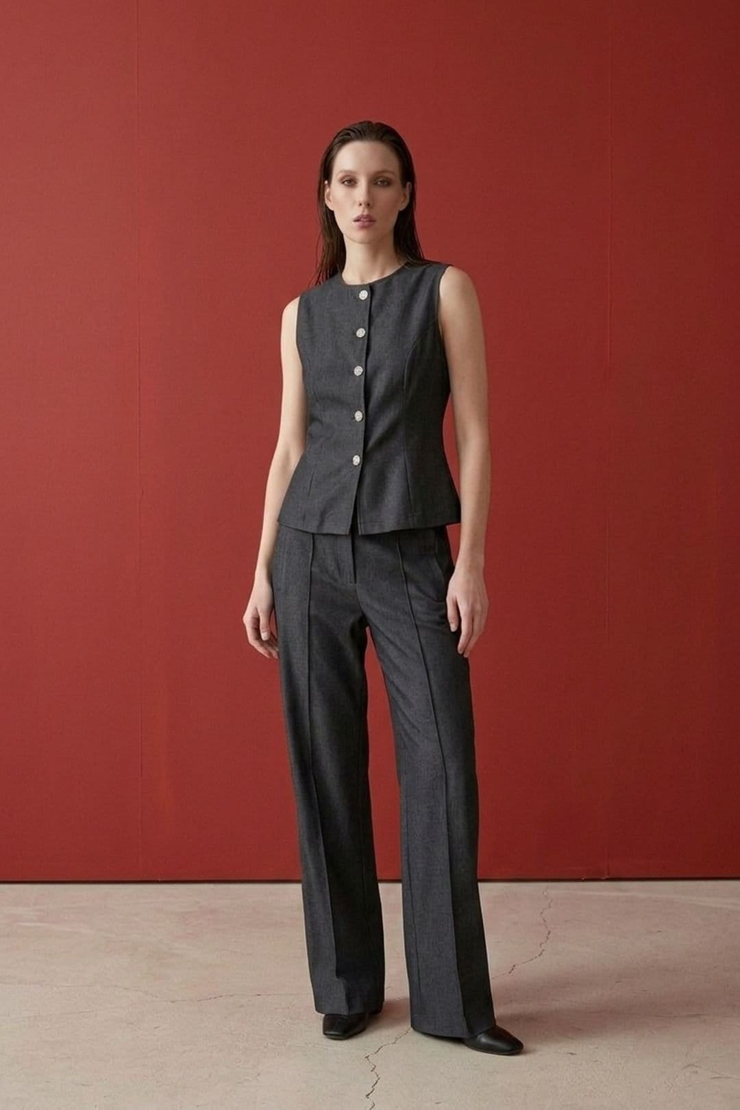 MyFashion MyFashion Women's Cotton Poplin Vest & Wide-Leg Trouser Set in Dark Grey - 4