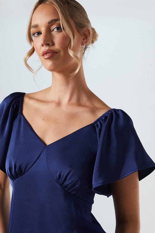 Oasis Oasis Women's Angel Sleeve Satin Bridesmaid Midi Dress in Navy - 2