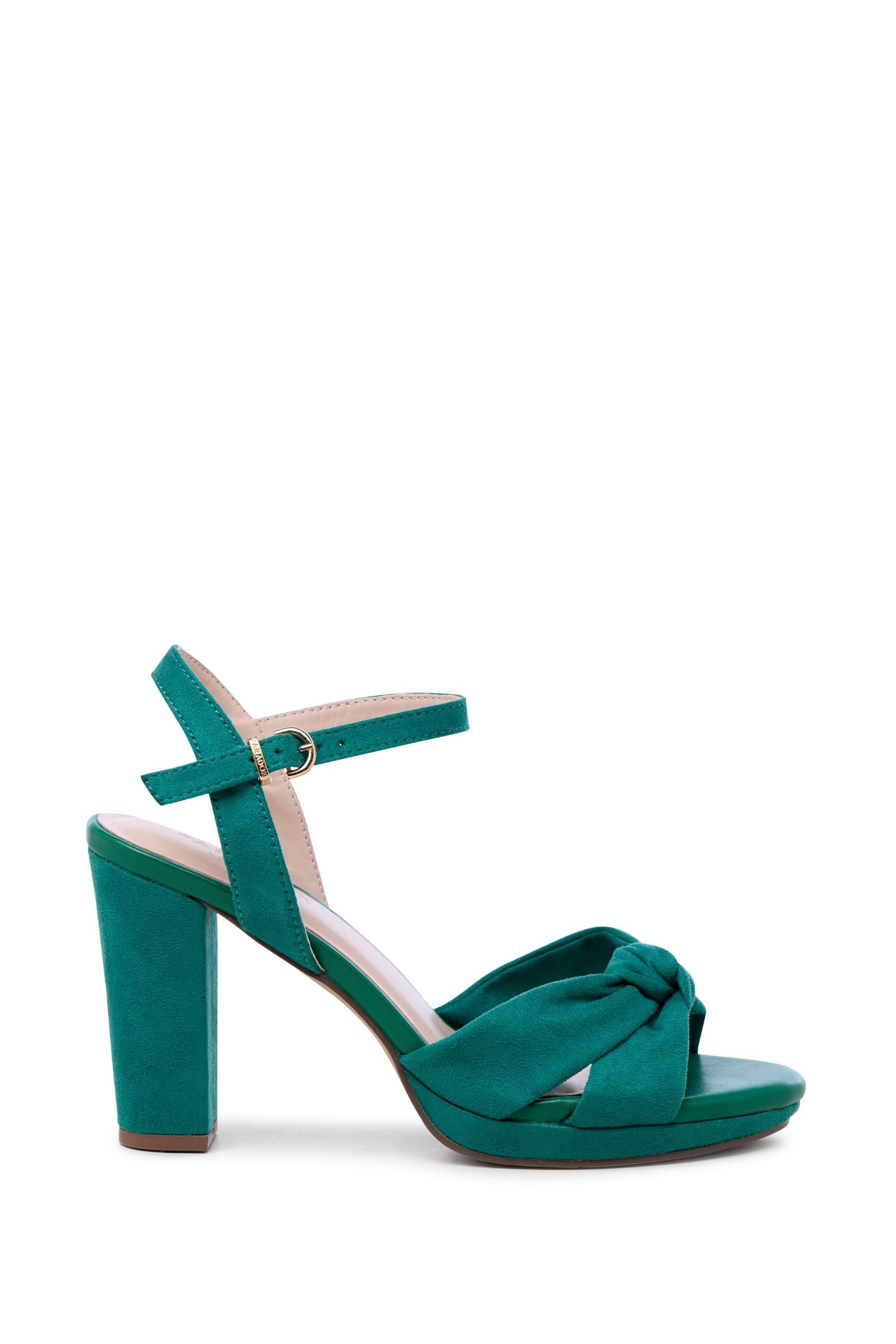 Paradox London Paradox London Women's 'Lani' Platform Sandals in Emerald
