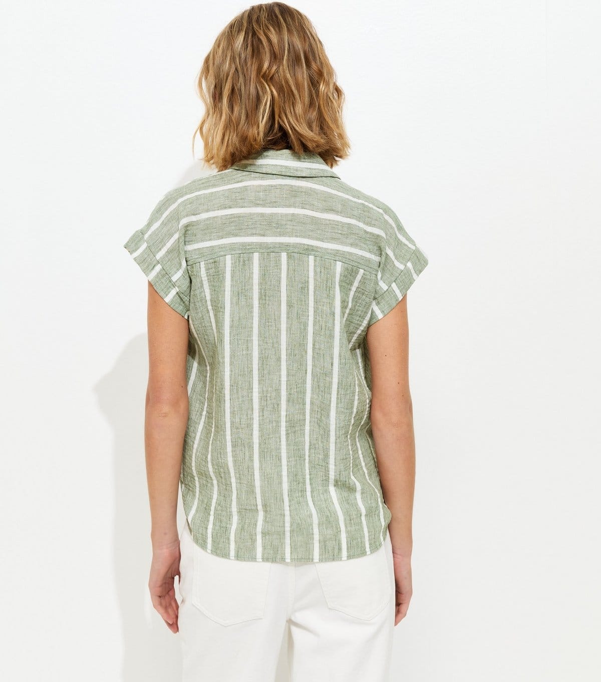 New Look Women's Green Striped Tie Front Shirt New Look - 4