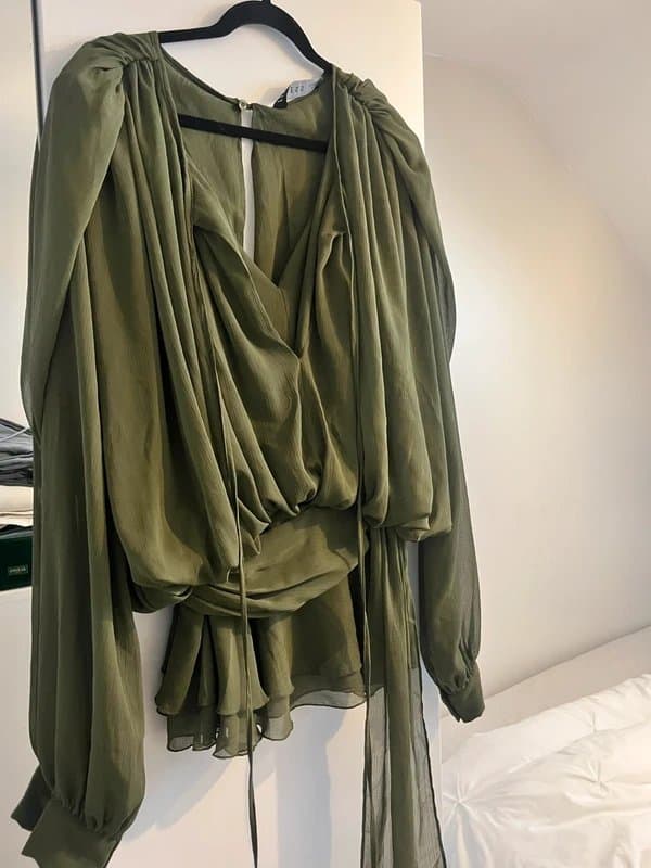 ASOS ASOS Lioness chiffon drape mimi dress.  Medium size 10.