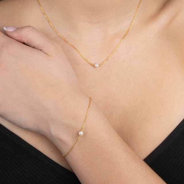 Gold Trip Gold Trip Women's Single Pearl Necklace in Gold - 2