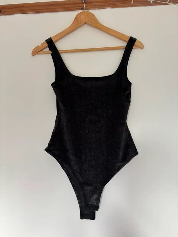 Topshop Topshop black velvet glitter bodysuit