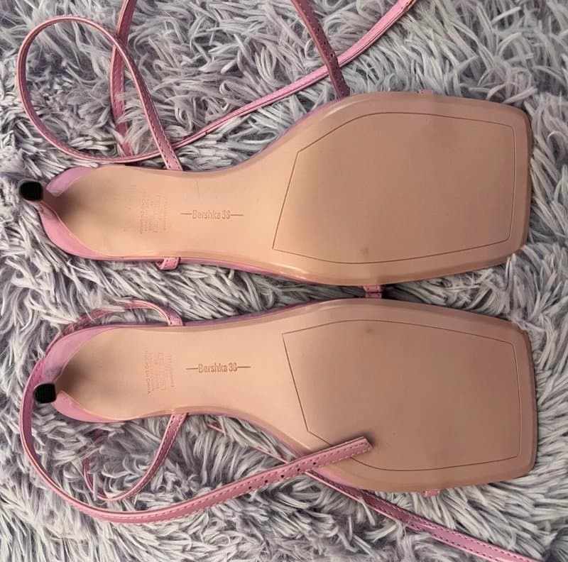 Bershka Bershka purple sandals