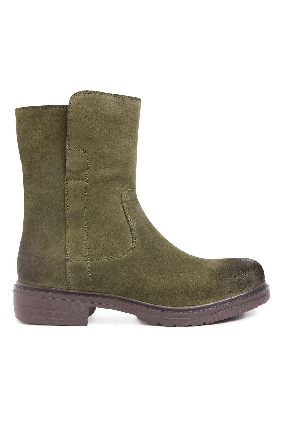 Celtic & Co Celtic & Co Women's Essential Leather Ankle Boots in Olive