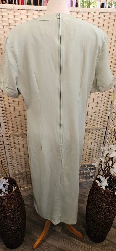 tina barrie Tina Barrie rare vintage 80s sage embroidered dress size 14 - 1