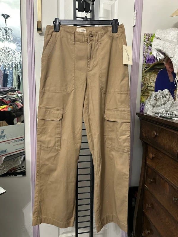 Universal Thread New universal thread trousers