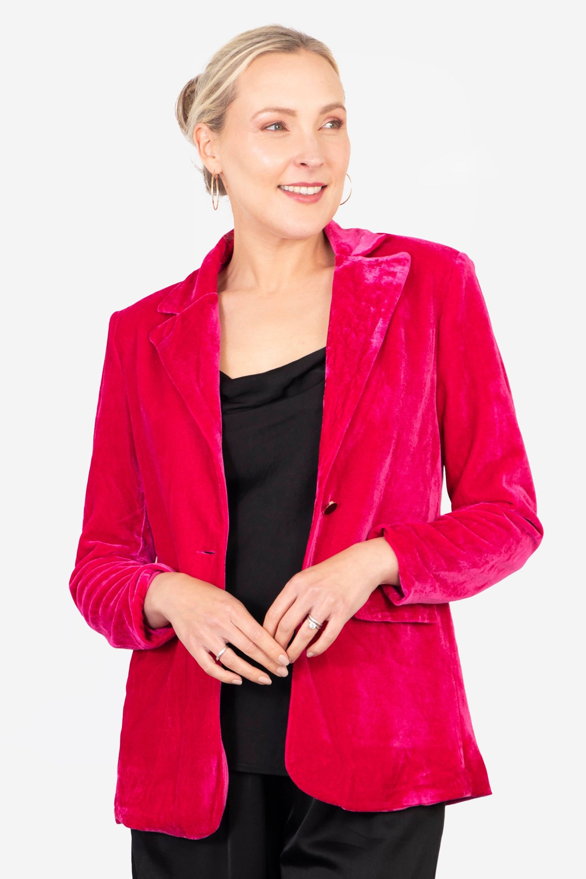 Sarta Sarta Women's Blake Suit Jacket Boyfriend Blazer - Raspberry, Velvet in Raspberry - 2