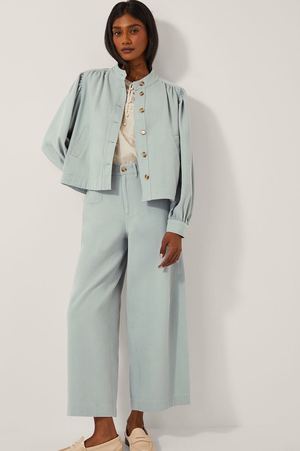 Monsoon Monsoon Women's Ciara Cropped Wide Leg Jeans Blue in Pale Blue - 3