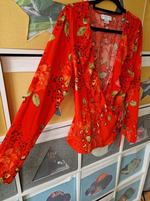 Never Fully Dressed Red Floral Leopard Print Wrap Blouse Size 14