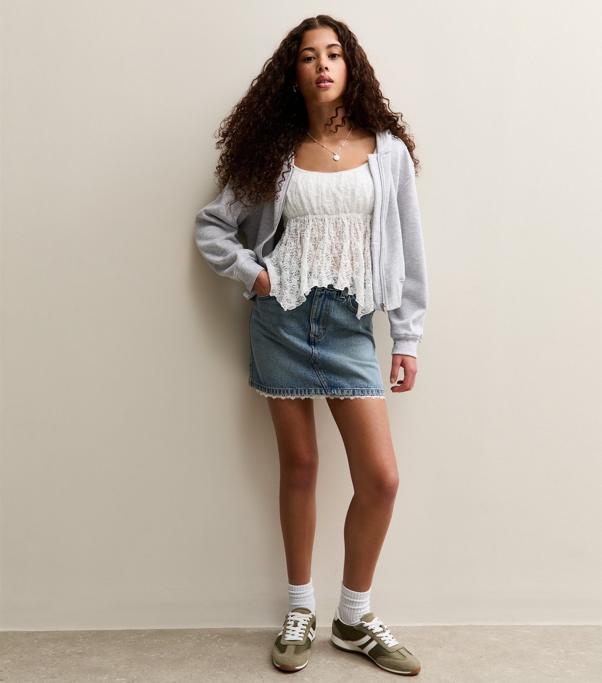 New Look Girls' White Lace Hanky Hem Cap Sleeve Top New Look - 3