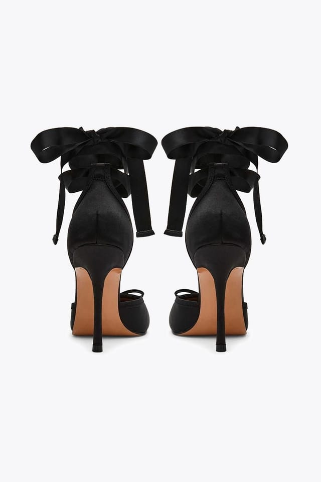 Steve Madden STEVE MADDEN Women's 'Larina Black Satin' Fabric Heels - 3