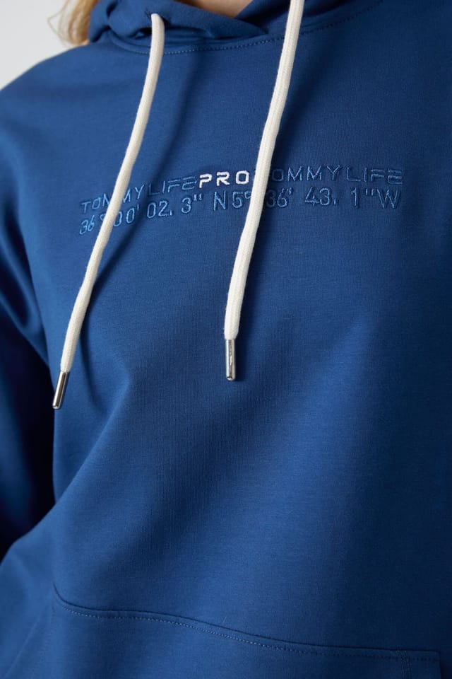Tommy Life Tommy Life Women's Oversized Hooded Sweatshirt & Pants Set in Blue - 3