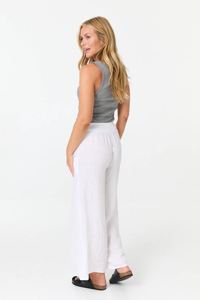 Izabel London Izabel London Women's High Waist Relaxed Flared Trousers in White - 3