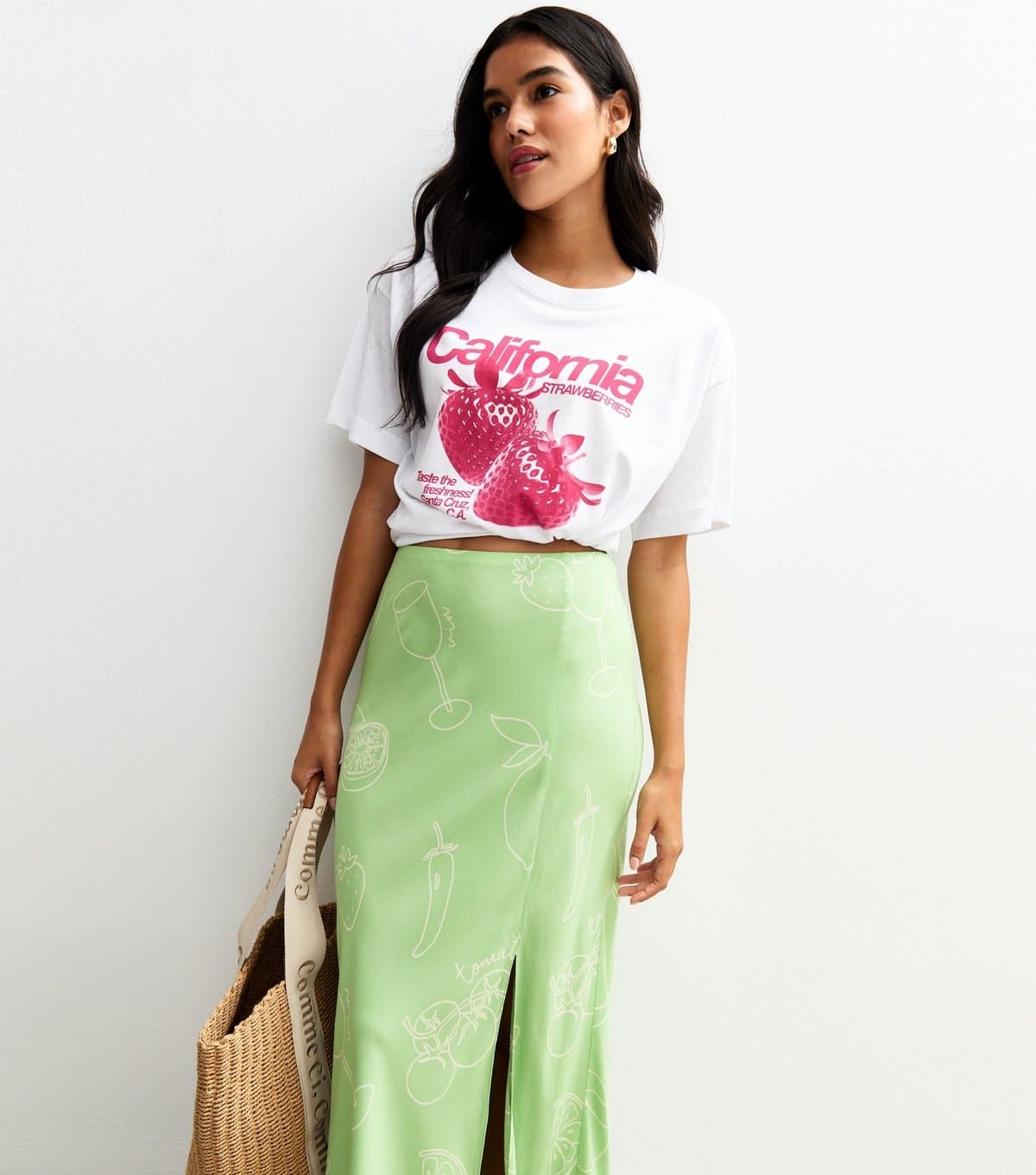 New Look Women's Green Fruit and Vegetable Print Bias Cut Midi Skirt New Look