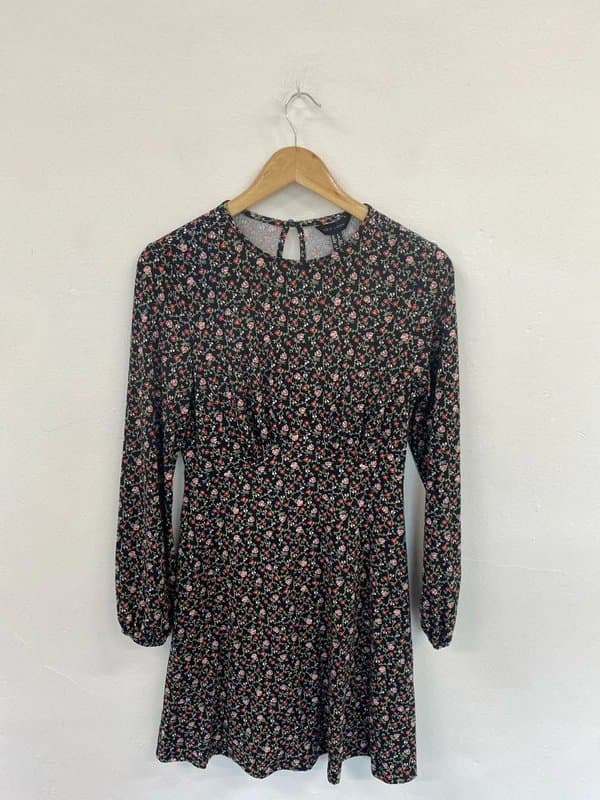 New Look Fabulous New Look Black Floral Mini Tea Dress UK8 BT001
