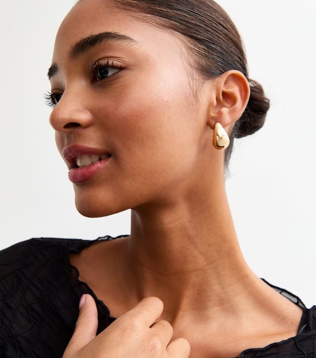 New Look Gold Tone Teardrop Stud Earrings New Look - 2