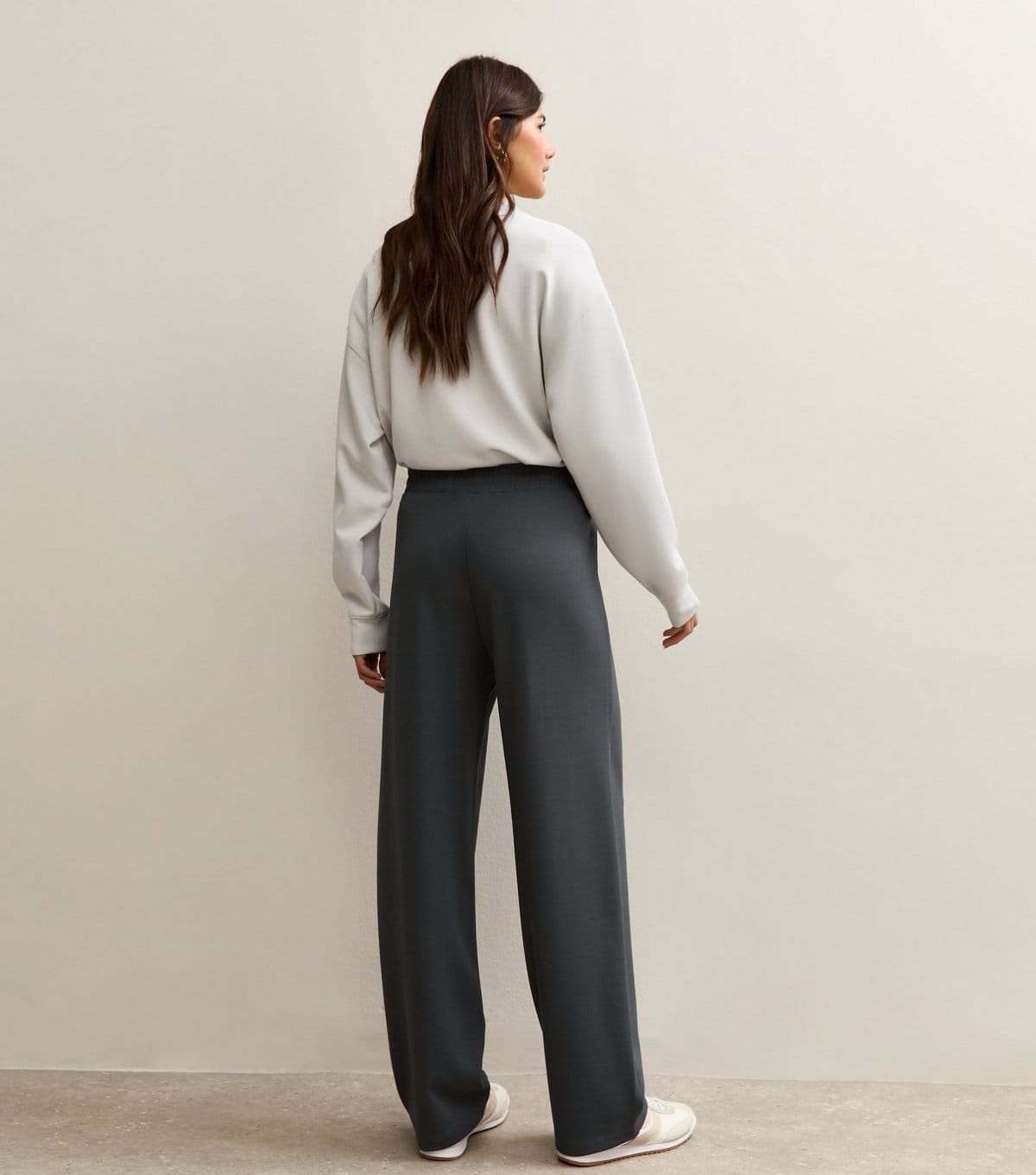 New Look Women's Premium Light Grey Barrel Leg Joggers New Look - 4