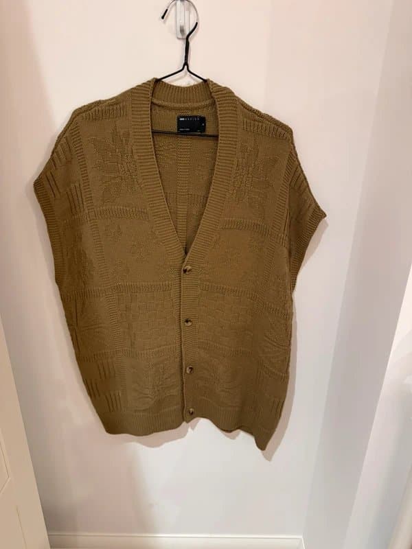 ASOS Knitted sweater vest