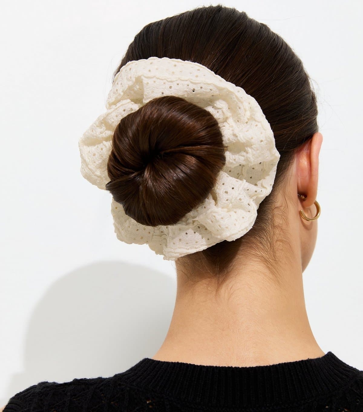 New Look Cream Textured Crochet Scrunchie New Look