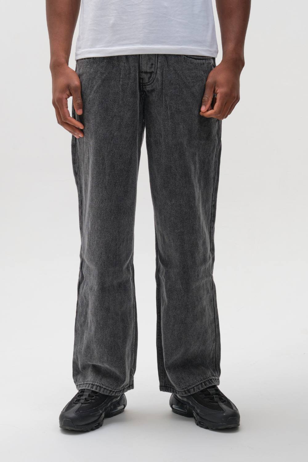 BCouture BCouture Men's Loose Fit Rigid Denim Jeans in Charcoal - 2