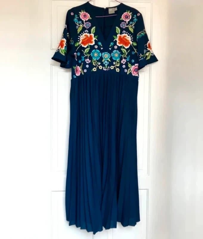 ASOS ASOS embroidered floral pleated dress size uk 16