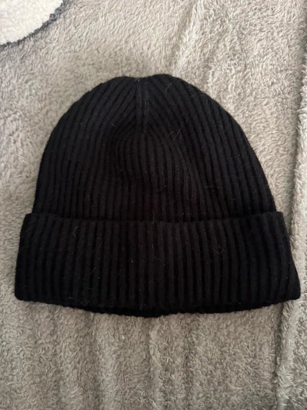 New Look Black knit beanie hat
