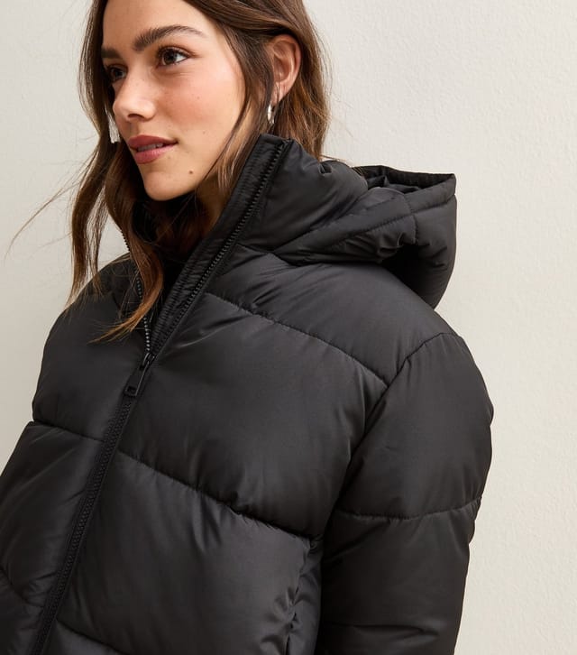 New Look Women's Petite Black Hooded Cropped Puffer Jacket New Look - 2