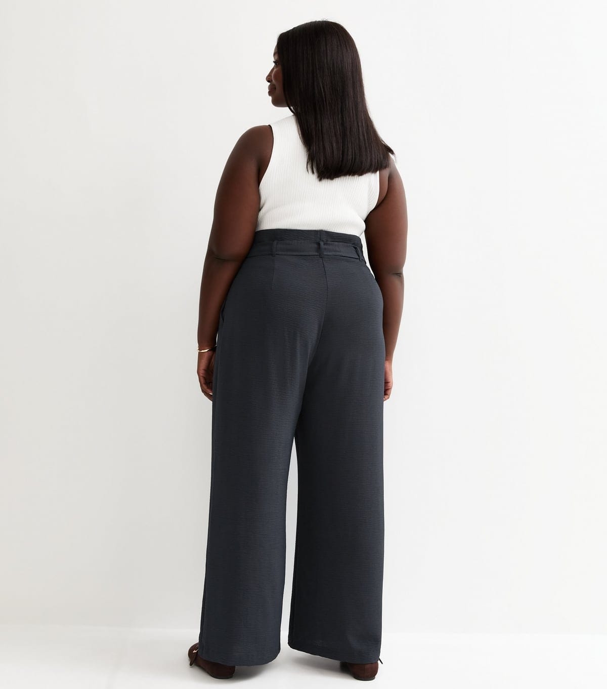 New Look Women's Plus Size Navy Paperbag Waist Wide Leg Trousers Curves New Look - 4