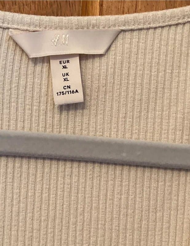 H&M H&M Beige Ribbed T-Shirt Size XL