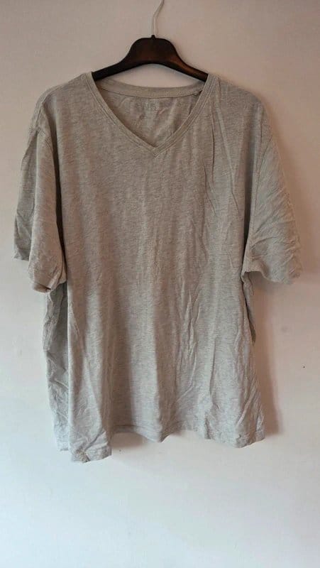 Matalan Grey Men's V-Neck T-Shirt - Size 3XL